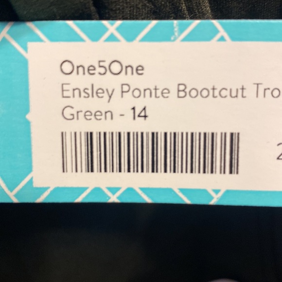 Size 14 nwt green slacks - Picture 3 of 3